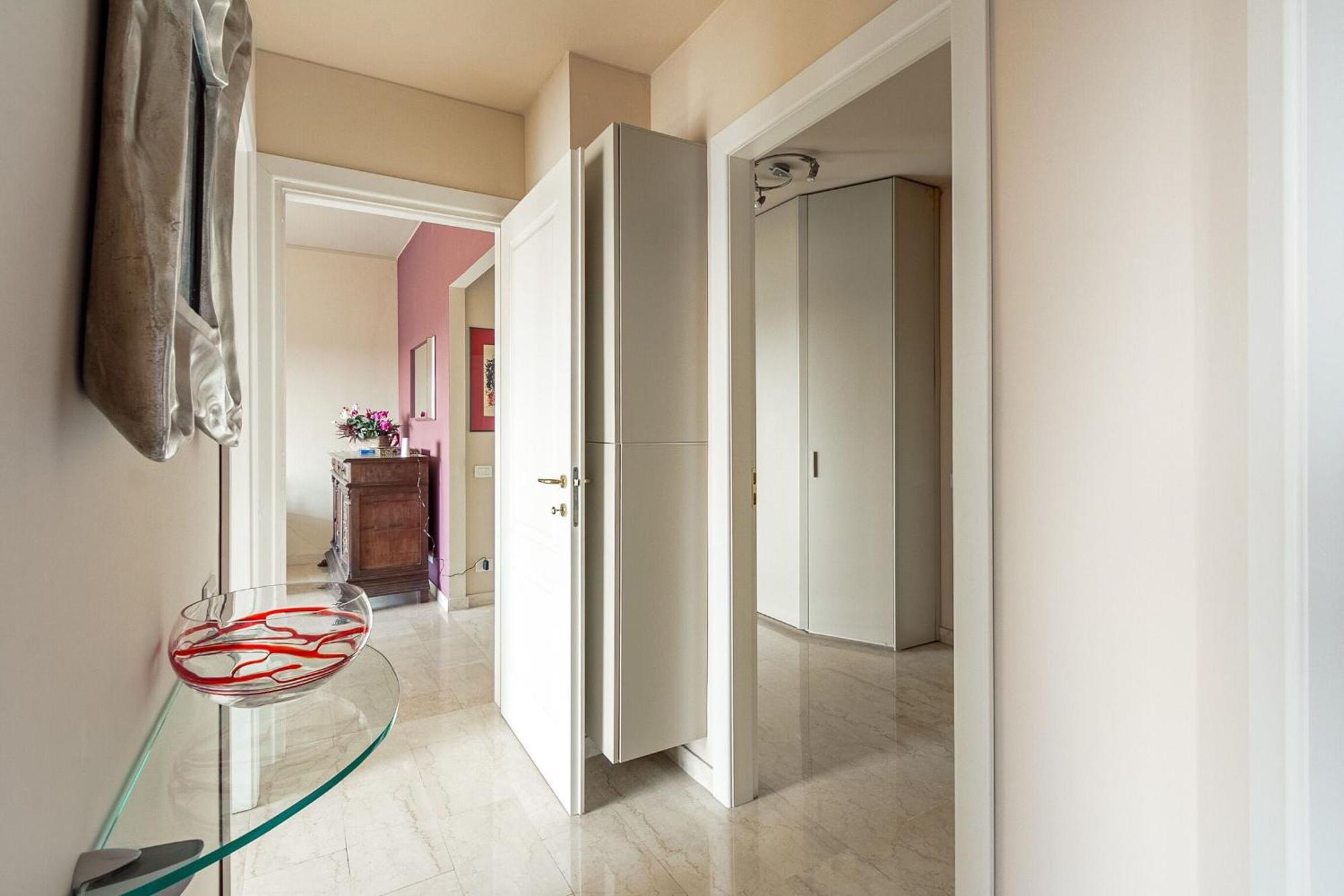 Melchiorre Gioia Vista Alpi With Terrace By Halldis * Mailand